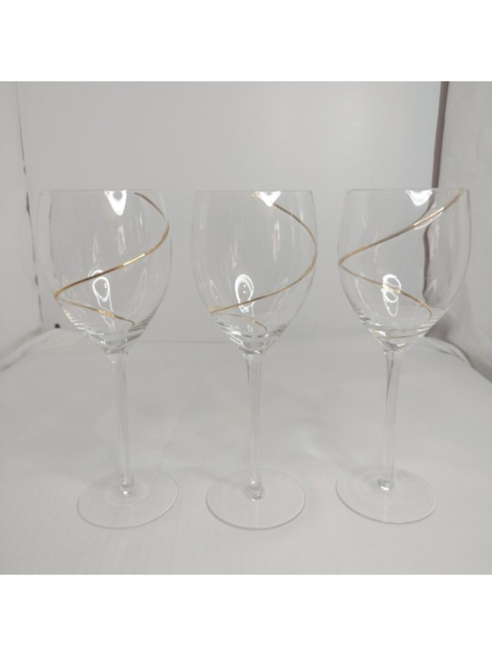 Set Of 3 Kosta-Boda Crystal Blown Swirl Gold Wine Glasses 8"1/4 New